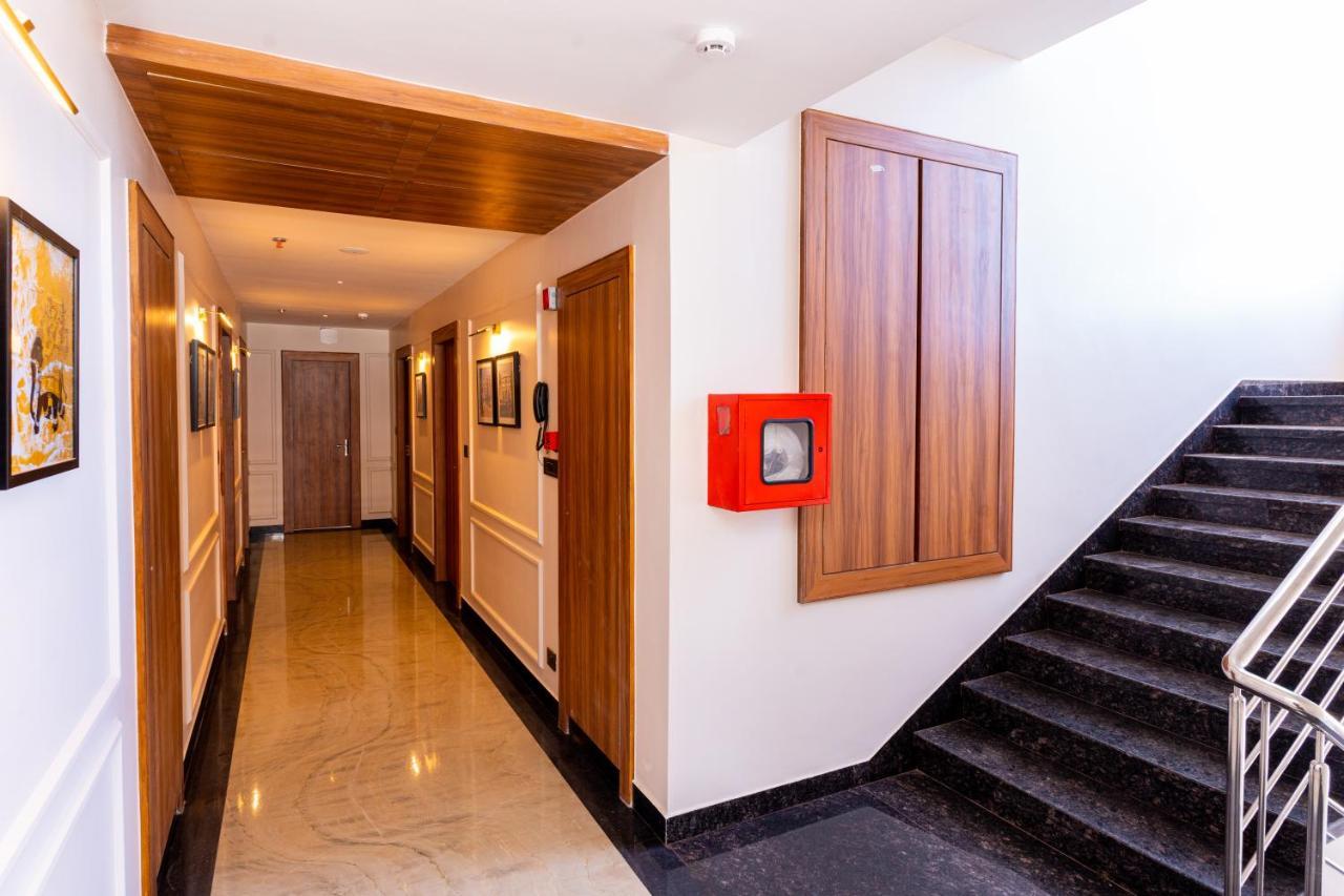 Raghunandan Palace - A Premier Boutique Stay, City Center & 500 Meters From City Railway Station Udaipur Ngoại thất bức ảnh