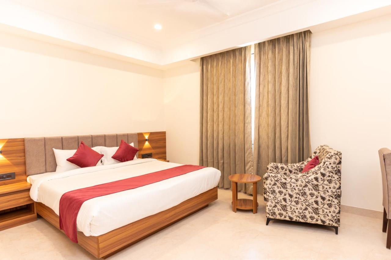 Raghunandan Palace - A Premier Boutique Stay, City Center & 500 Meters From City Railway Station Udaipur Ngoại thất bức ảnh