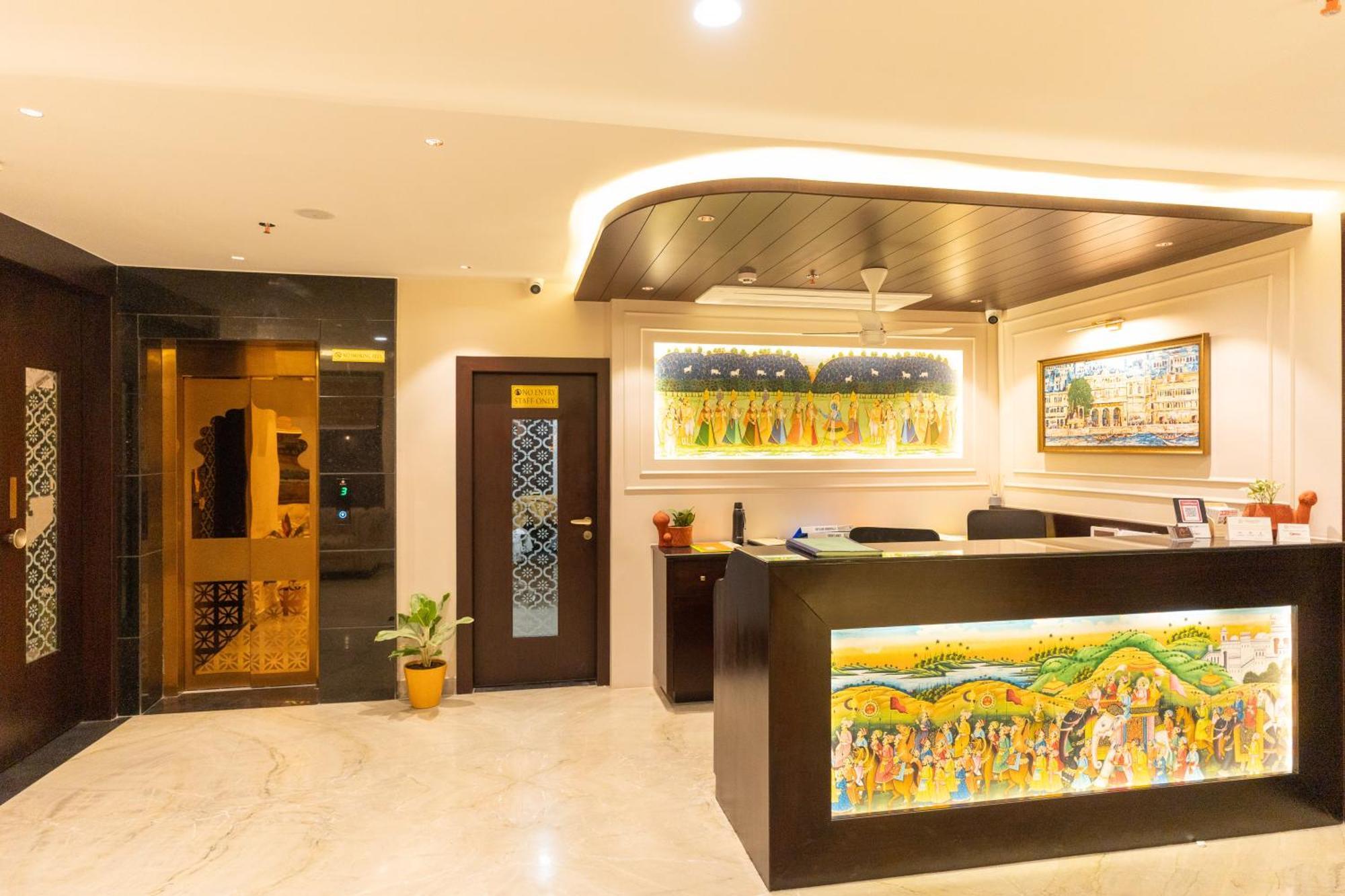 Raghunandan Palace - A Premier Boutique Stay, City Center & 500 Meters From City Railway Station Udaipur Ngoại thất bức ảnh